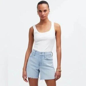 Madewell The Momjean Shorts Light Wash Denim 27 raw hem distressed button fly